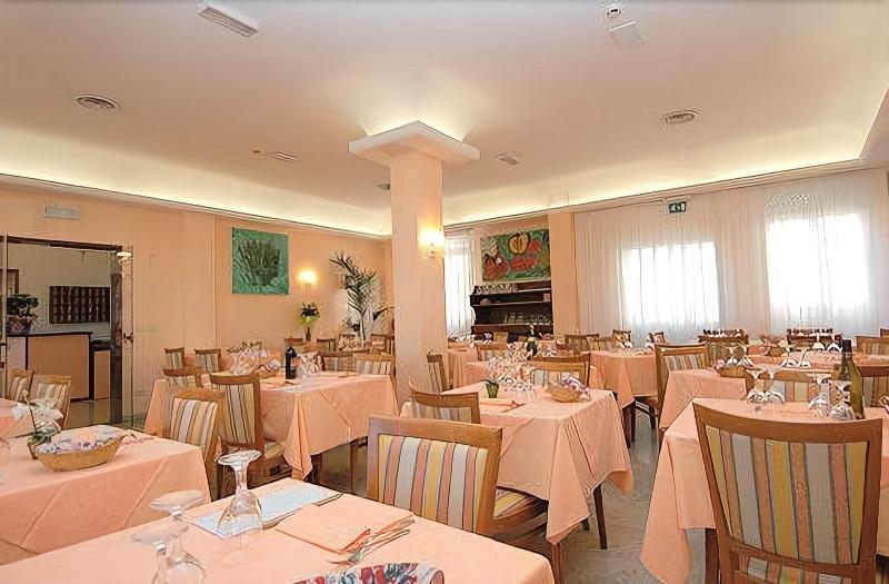 Hotel Stiefel Lignano Sabbiadoro Luaran gambar