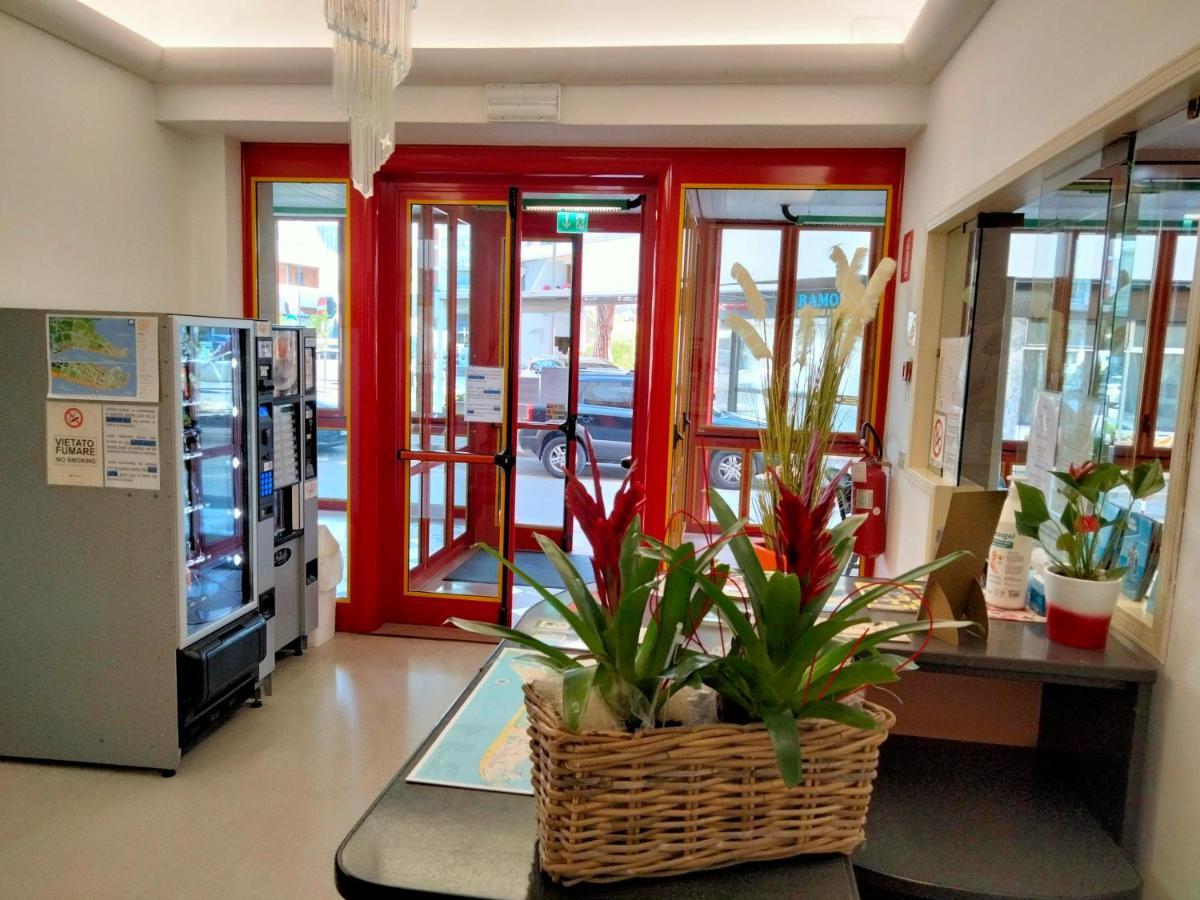 Hotel Stiefel Lignano Sabbiadoro Luaran gambar