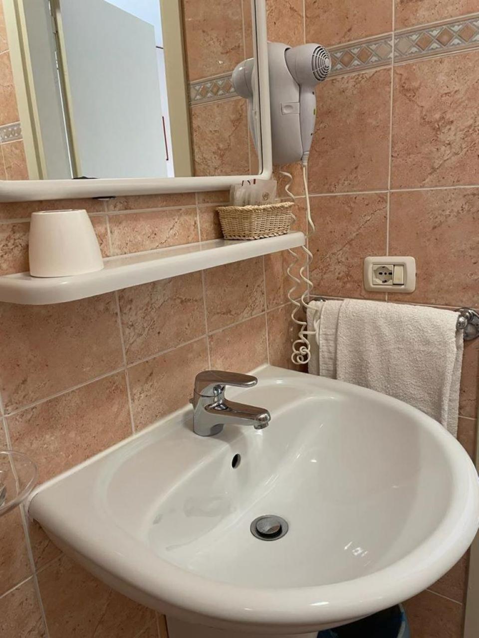 Hotel Stiefel Lignano Sabbiadoro Bilik gambar
